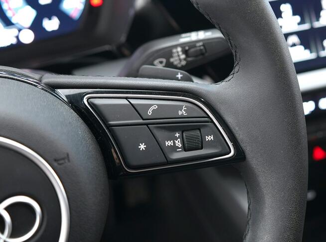 Audi A3 35 TFSI 150KM TempomatACC Kamera Ambiente Virtual