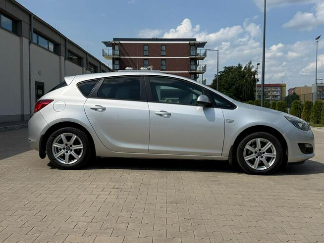 Opel Astra Bezwypadkowy LIFT Zadbany Podgrzewana kierownica fotele