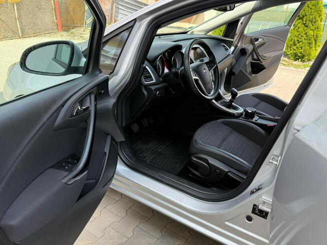 Opel Astra Bezwypadkowy LIFT Zadbany Podgrzewana kierownica fotele