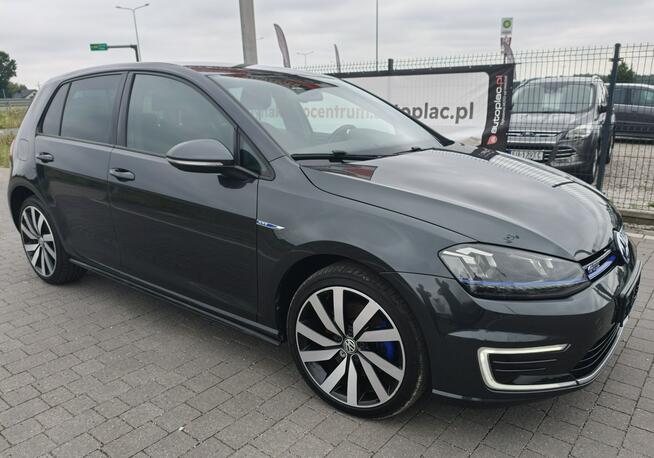 Volkswagen Golf Piękny