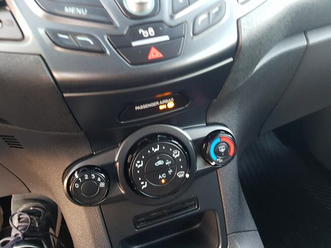 Ford Fiesta 1,3 pb * ładna*