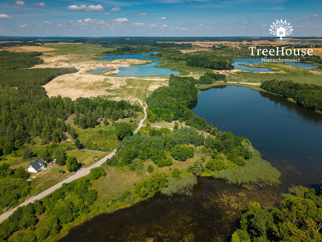 Działka inwestycyjna z linią brzegową - MPZP