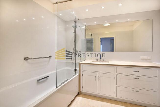 Stylowy apartament w sercu Warszawy