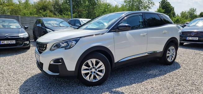 Peugeot 3008 Bezwypadkowy BlueHDi 130 Acitve Pack