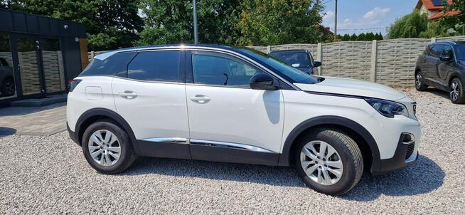 Peugeot 3008 Bezwypadkowy BlueHDi 130 Acitve Pack