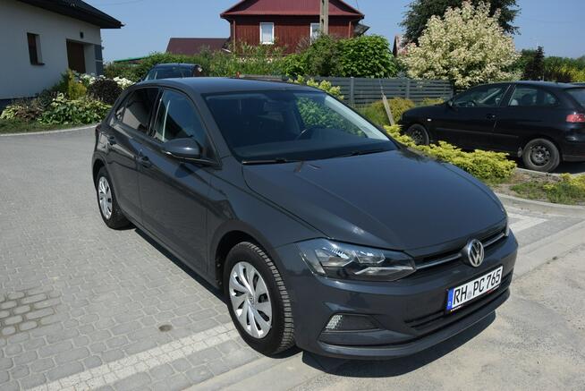 Volkswagen Polo 1.0B MPI Klimatronik PDC Grzane Fotele 2017r Sprowadzony
