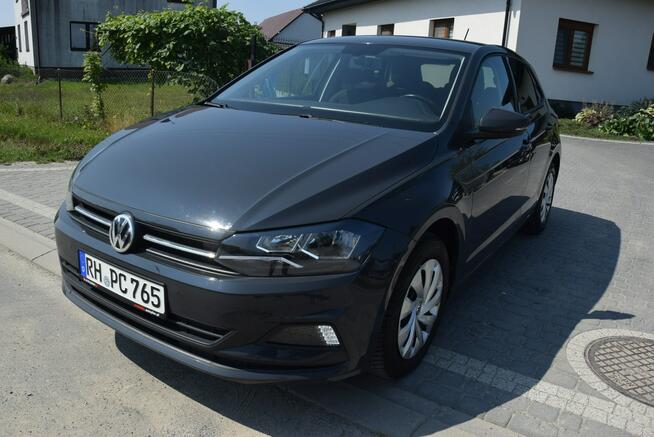 Volkswagen Polo 1.0B MPI Klimatronik PDC Grzane Fotele 2017r Sprowadzony
