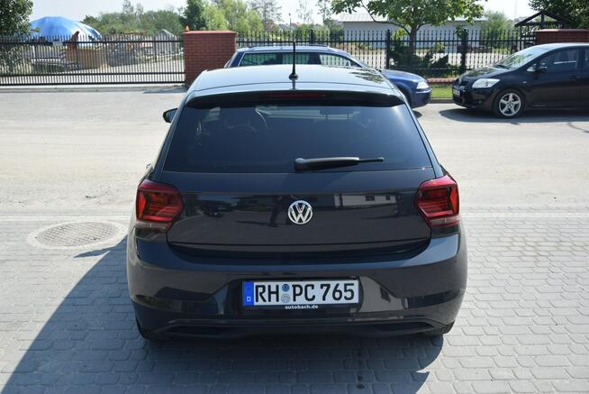 Volkswagen Polo 1.0B MPI Klimatronik PDC Grzane Fotele 2017r Sprowadzony