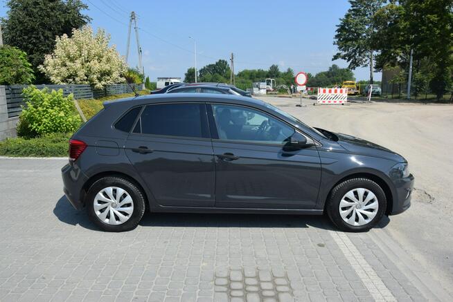 Volkswagen Polo 1.0B MPI Klimatronik PDC Grzane Fotele 2017r Sprowadzony