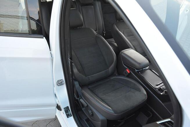 Ford Kuga ST-Line Blis SYNC3 Radar Navi Skóry Panorama Ledy Kamera El. Klapa