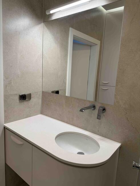 NADMORSKI DWOR-ELEGANCKI APARTAMENT-5 MIN OD PLAZY