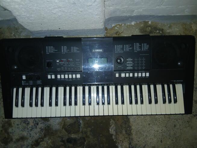 Keyboard YAMAHA PSR E 423