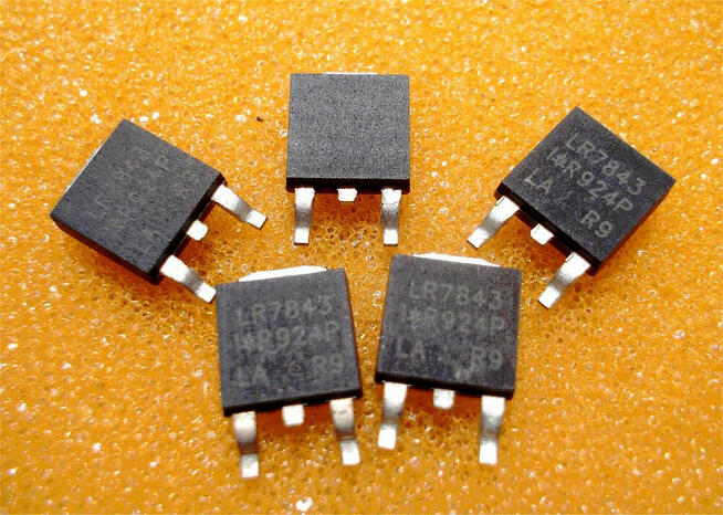 5 szt. Tranzystorów MosFet IRLR7843 prąd 160A
