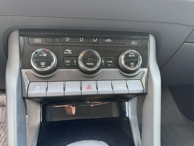 Škoda Karoq SALON POLSKA. BEZWYPADKOWY . SERWISOWANY W ASO. AUTOMAT .