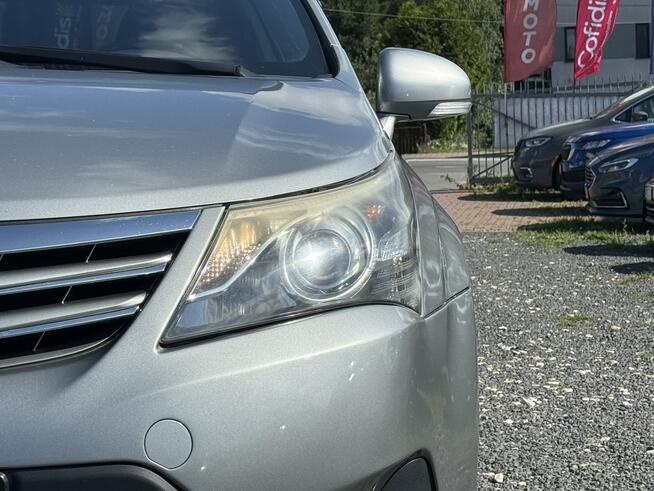 Toyota Avensis Salon Polska Bezwypadkowy Stan Bardzo Dobry benzyna gaz