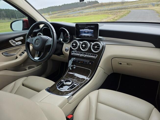 Mercedes GLC 300 bardzo zadbany /ceramika/ po serwisie