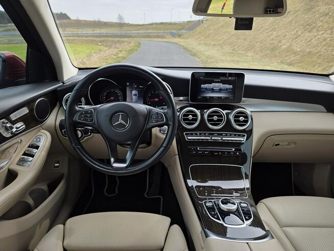 Mercedes GLC 300 bardzo zadbany /ceramika/ po serwisie
