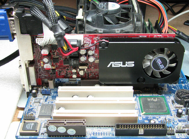 ASUS ATI Radeon HD3450 512MB 64bit DDR2 DSUB DVI HDMI AGPx8