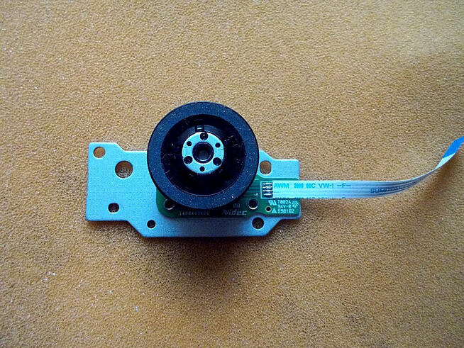 20 szt. MINI Silnik 3-fazowy z napędu DVD, 5V - 6V