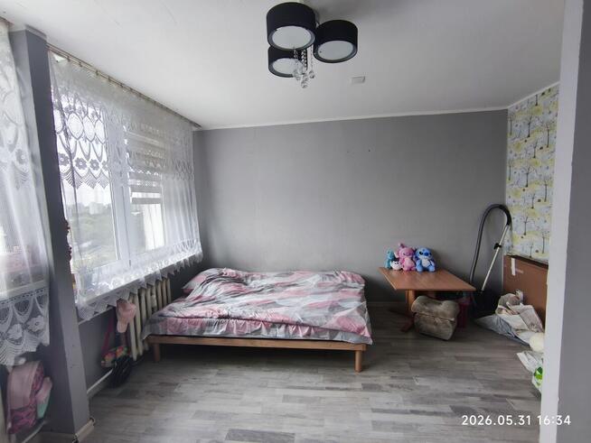 Zamienię mieszkanie komunalne 45 m² (3 pokoje) na większe.
