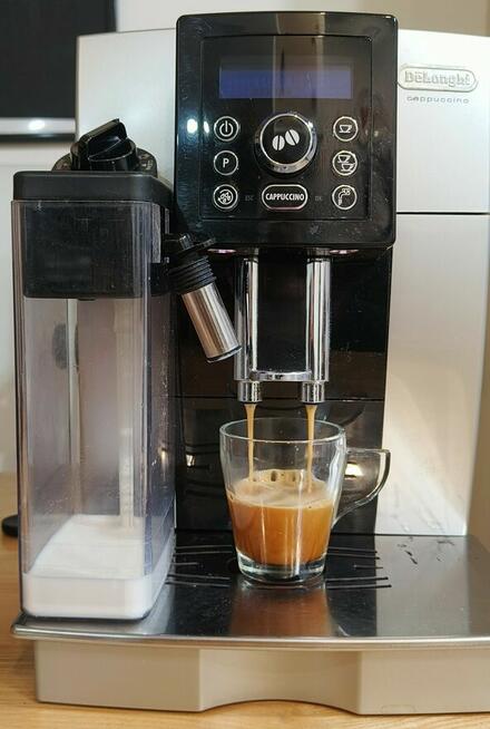 Delonghi Cappuccino ekspres ciśnieniowy do kawy