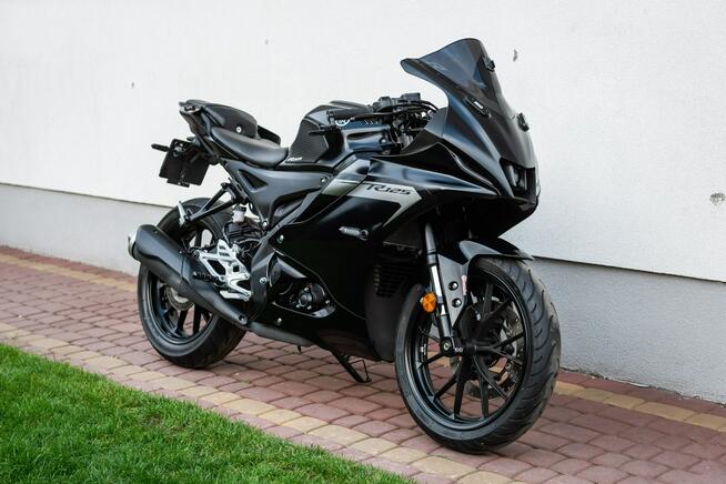 Yamaha YZF 125 R 2025 ABS Raty Transport Gwarancja JAK NOWA 4 TYS KM
