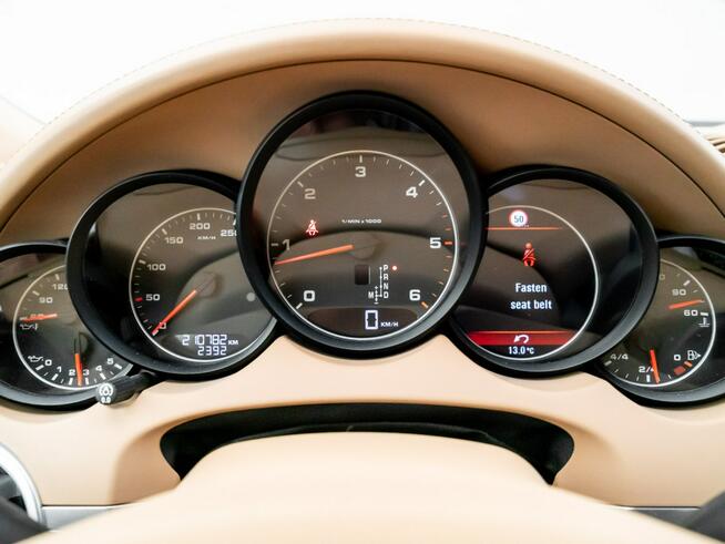 Porsche Cayenne 3.0 Platinum Edition Diesel 245KM/Pośrednictwo