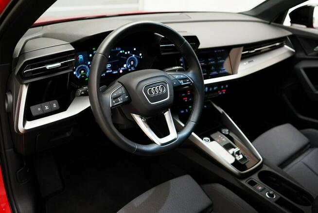 Audi A3 40TFSIe 204KM Stronic S-line LED Tempomat ACC Kamera