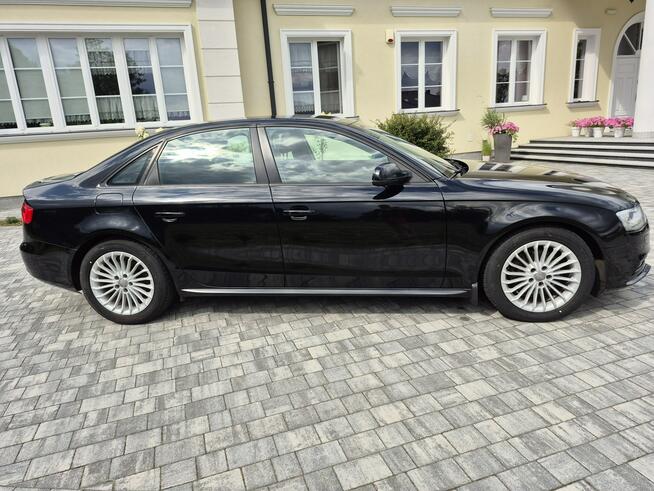 Audi A4 xenon led navi chromy ładny sedan