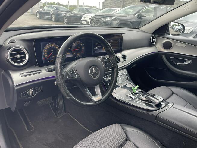 Mercedes E 220 Automat Kamery360 Podgrzewanie Skóra Virtual cockpit