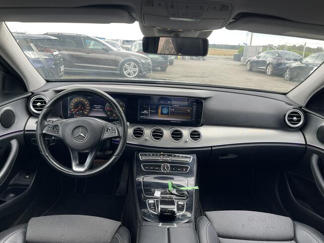 Mercedes E 220 Automat Kamery360 Podgrzewanie Skóra Virtual cockpit