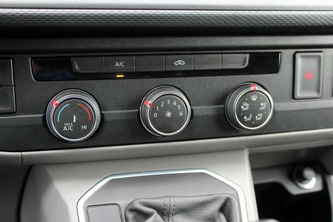 Volkswagen Transporter Długi SalonPL FV23% LED Android/Apple Parktronic