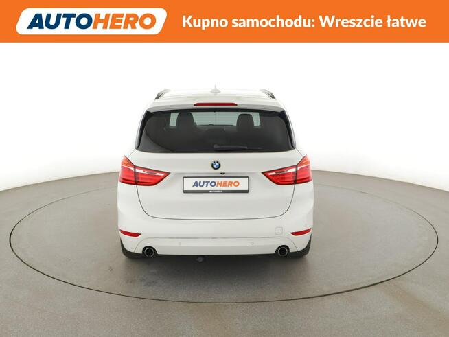 BMW 220 7 os. 4x4 automat full LED skóra navi klima auto el. sterowane i grzan