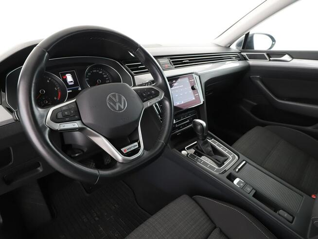Volkswagen Passat Variant 4Motion automat 200KM navi ACC LED climatronic PDC