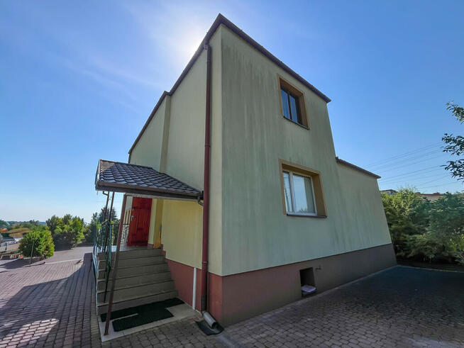 Dom piętrowy 122,4m2 działka 997m2 ul.Konopnickiej