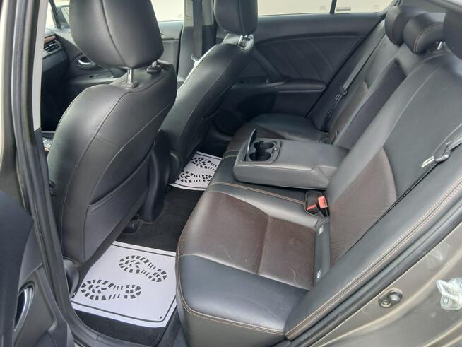 Toyota Avensis 1.8 Valvematic 147 KM, LPG, Premium, Krajowa