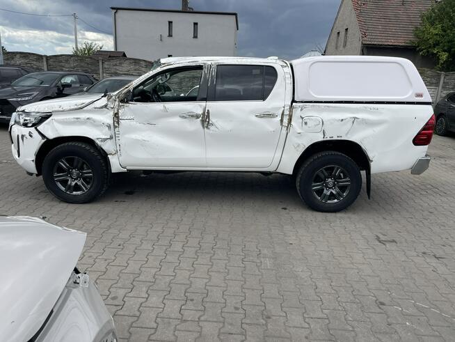 Toyota Hilux 4x4 Klimatronik Podgrzewanie Zabudowa