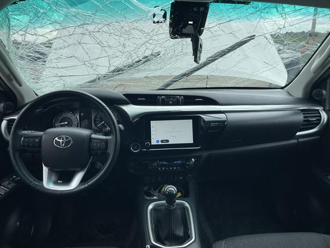Toyota Hilux 4x4 Klimatronik Podgrzewanie Zabudowa