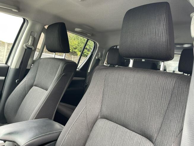 Toyota Hilux 4x4 Klimatronik Podgrzewanie Zabudowa