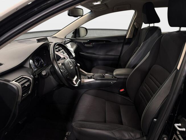 Lexus NX 300h 2.5hybrid 197KM automat 2017 r., salon PL, przebieg 182tys.km