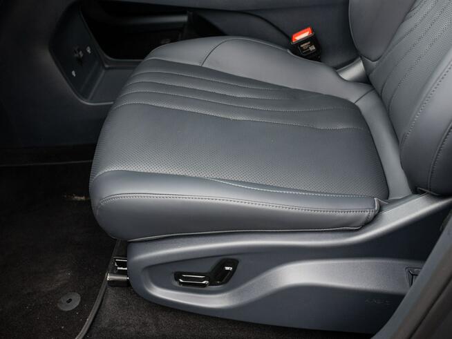 Geely Starray EM-i 1.5 PHEV Pro Podgrz.f i kier Elektr.f Skóra LED