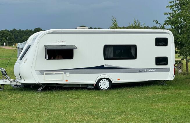 Przyczepa Kemping Hobby Excellent 560 KMFe 2012 r. 6-os.