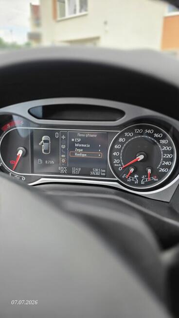 Ford Mondeo Mk4 2.0 tdci combi TITANIUM.
