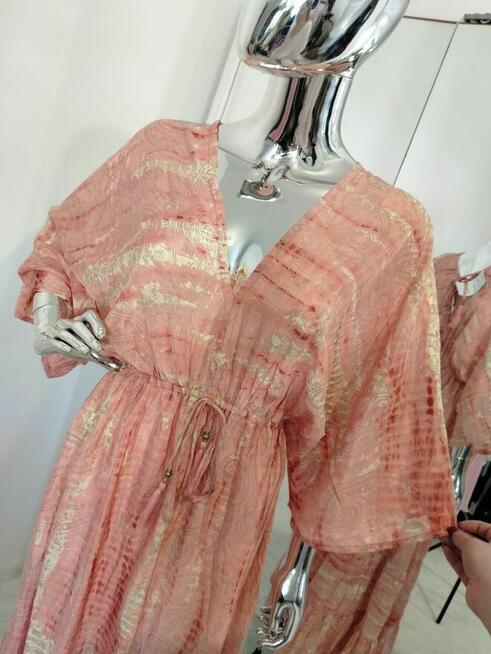 Zwiewna sukienka boho Maxi