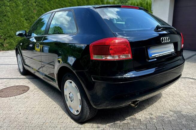 Audi A3 8P 1.6 MPI 101KM Czarna Niski Przebieg Klimatronik Opłacona