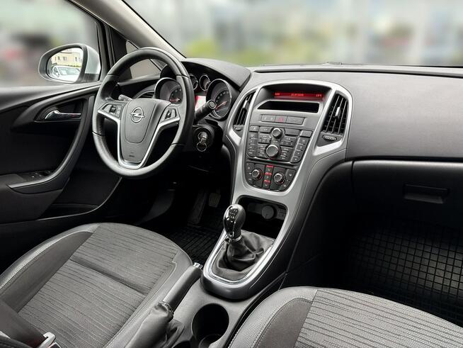 Opel Astra Sedan 1.4 Turbo 140KM Manual Salon PL Jeden Właściciel HAK