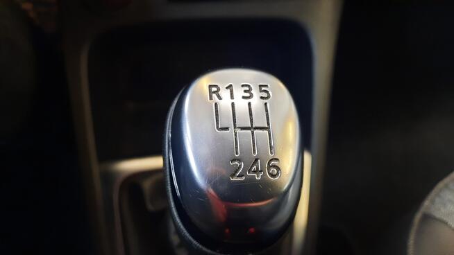 Renault Captur 1.3 TCe 150 KM Intens
