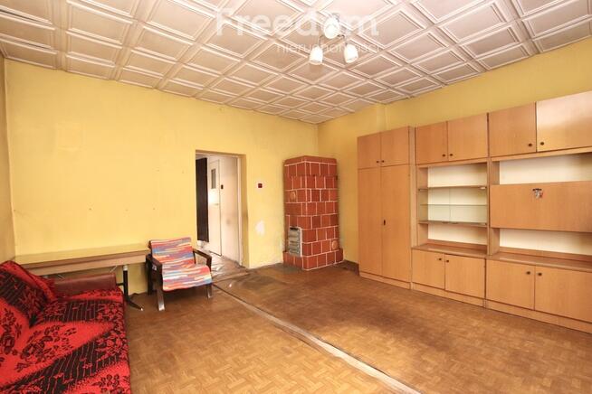 Mieszkanie z ogródkiem i poddaszem użytkowym.