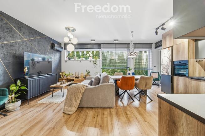 Apartament z ogródkiem i 3 miejscami parkingowymi