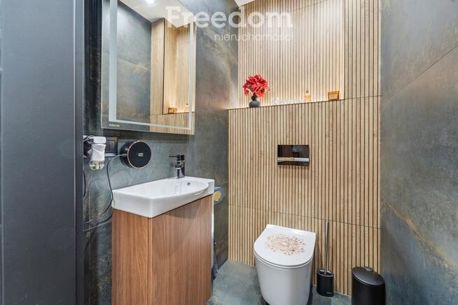 Apartament z ogródkiem i 3 miejscami parkingowymi